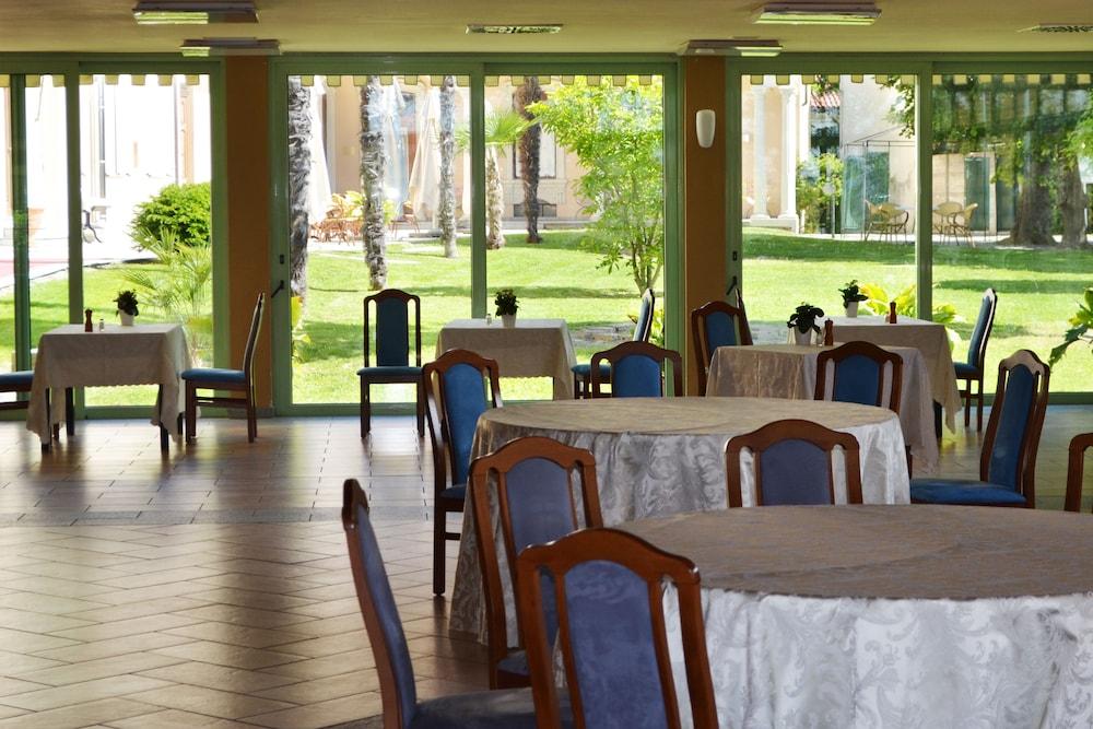Ariotto Village Terruggia Ngoại thất bức ảnh